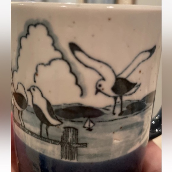 Vintage Ceramic Coffee Mug Embossed Seagulls Nautical Beach Themed Cup Set Of 2 - Picture 9 of 11